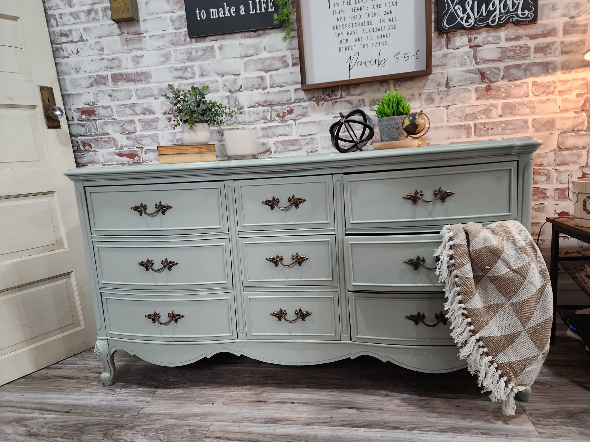 Rethunk Junk by Laura Furniture and Cabinet Paint Color Chart – Rethunk