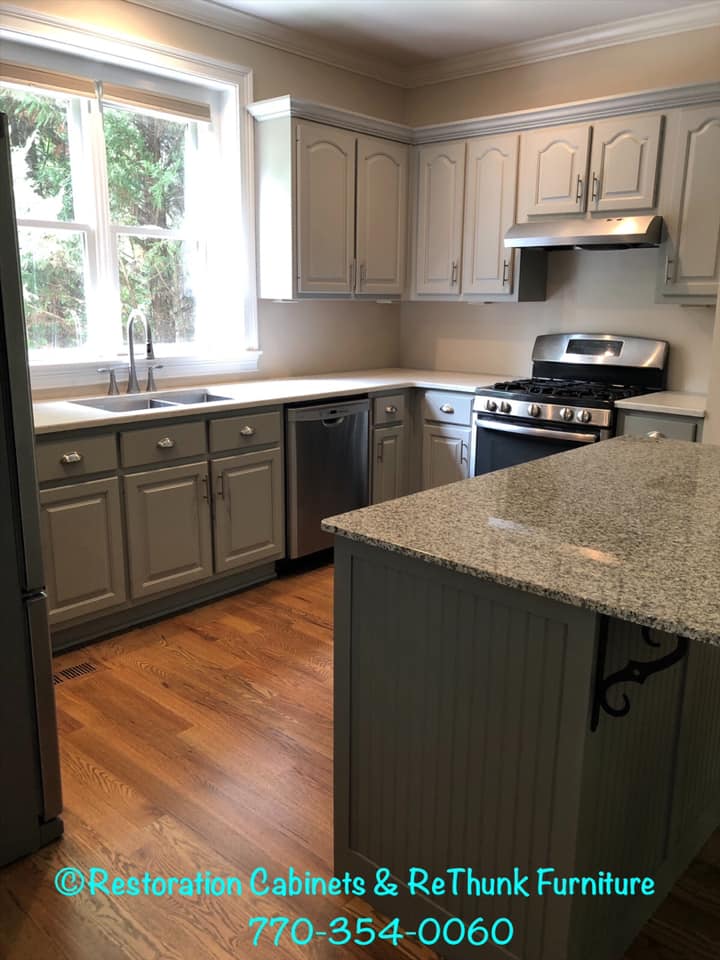 Two-Tone Starter Kitchen Bundle (Up to 16 Doors + Drawers)