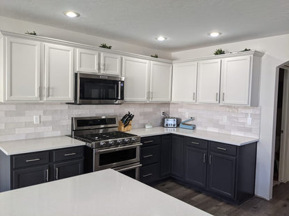 Two-Tone Starter Kitchen Bundle (Up to 16 Doors + Drawers)