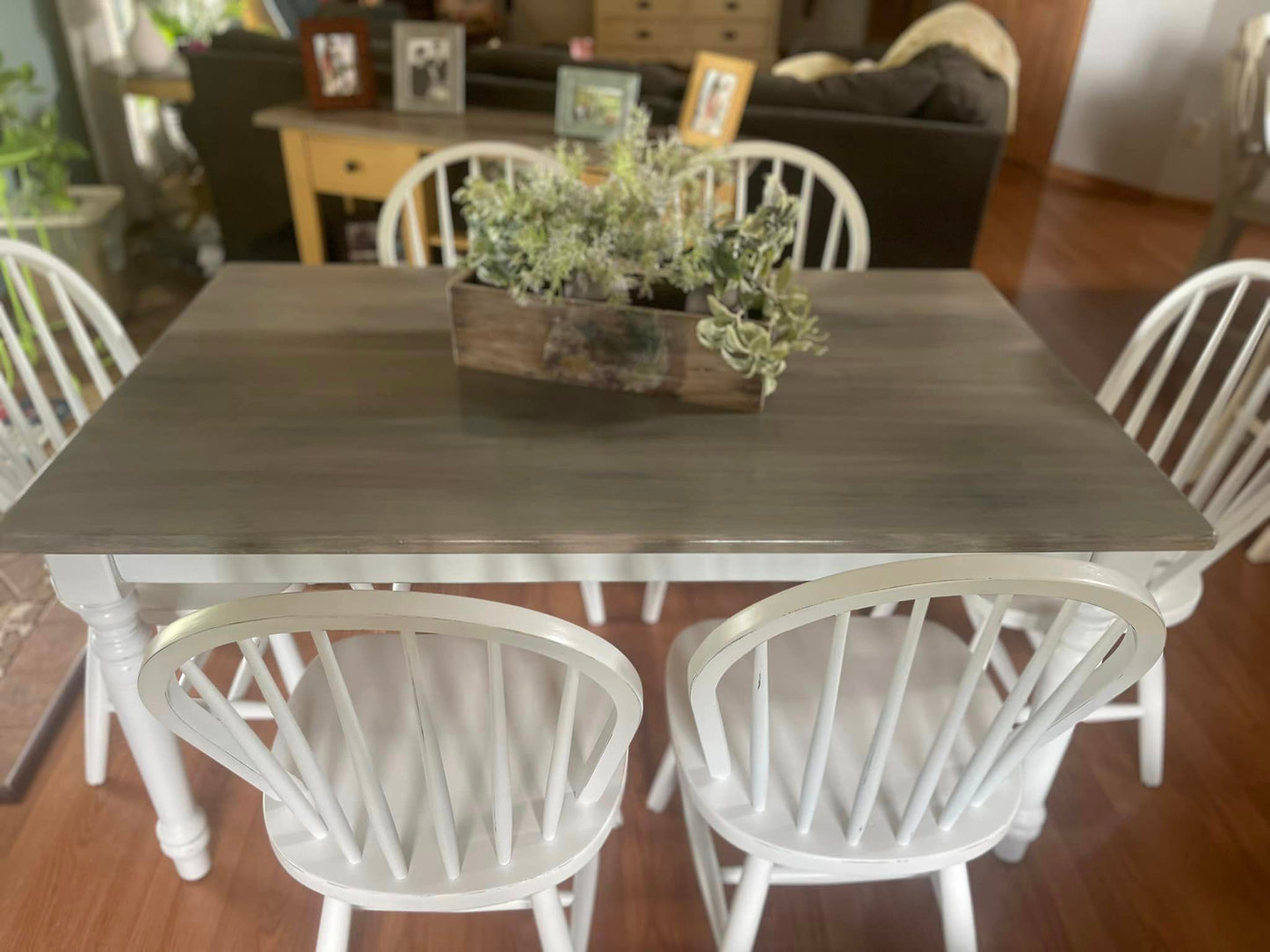 Snowy Day All-In-One Resin Furniture & Cabinet Paint