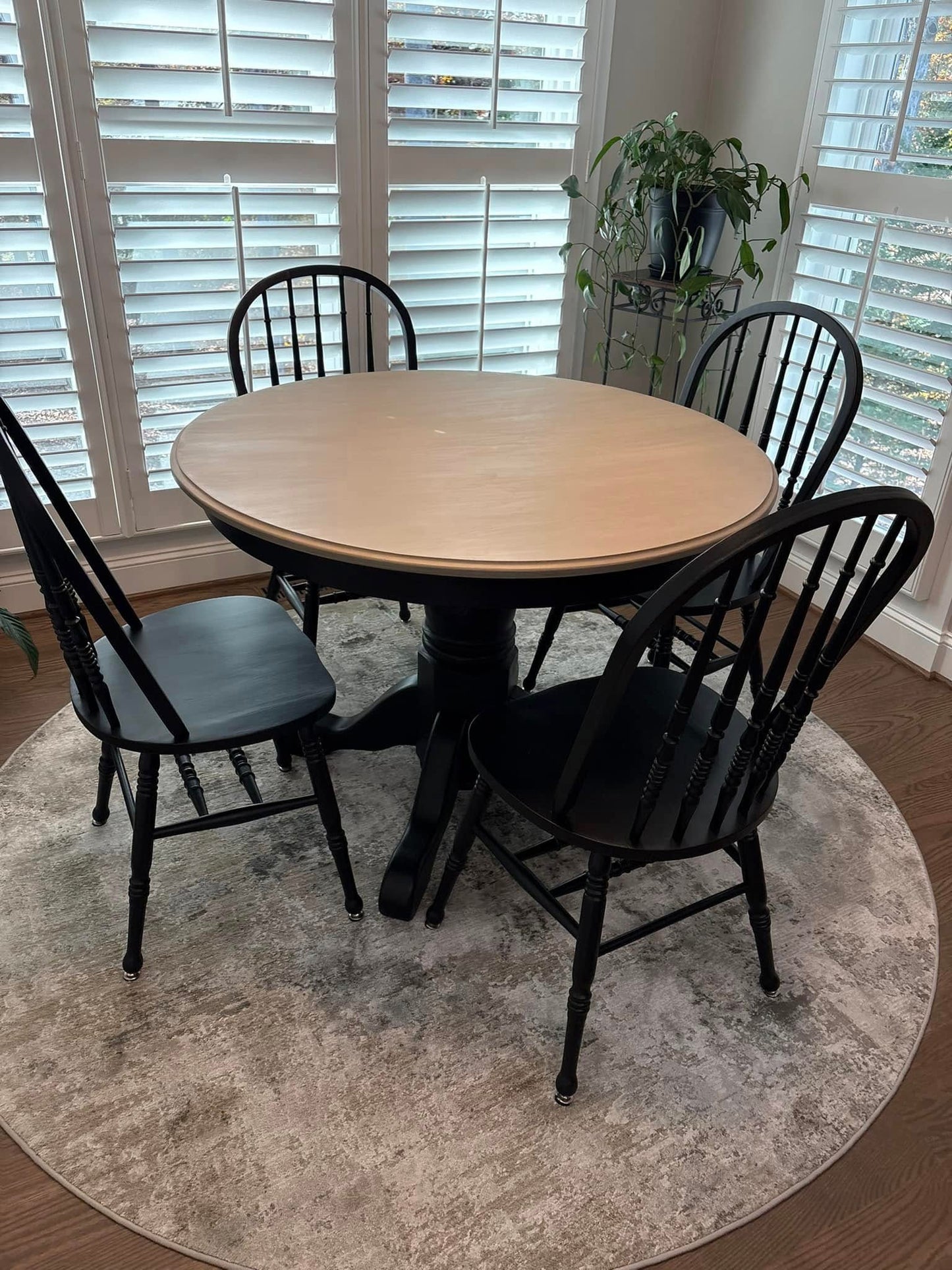 Midnight All-In-One Resin Furniture & Cabinet Paint